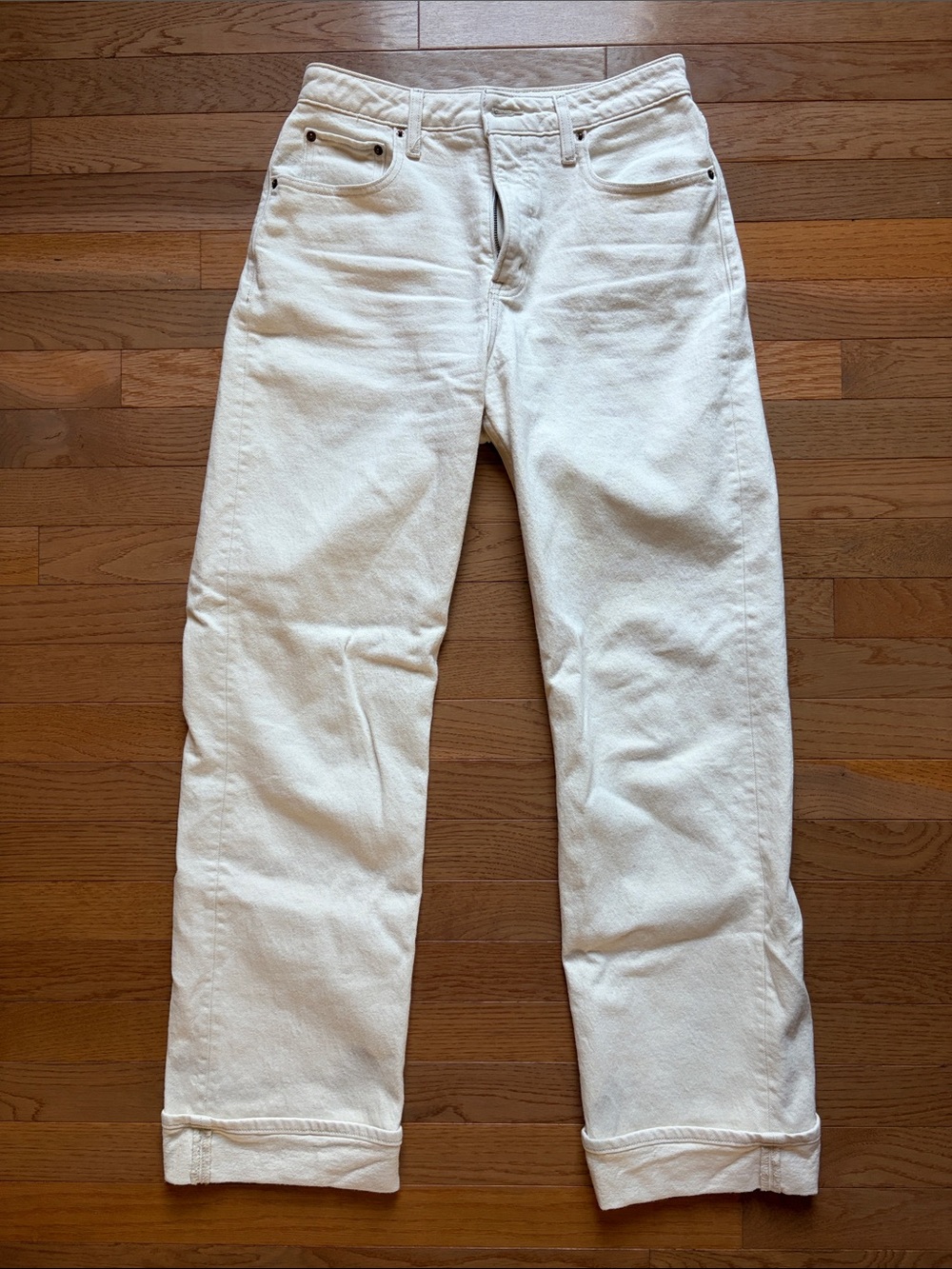 Abercrombie & Fitch High Rise 90’s Relaxed Cuffed Hem Jeans in Ecru -Curve Love